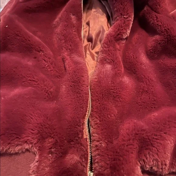 Say What? S burgundy red faux fur lined retro glam‎ bomber jacket - Picture 6 of 9